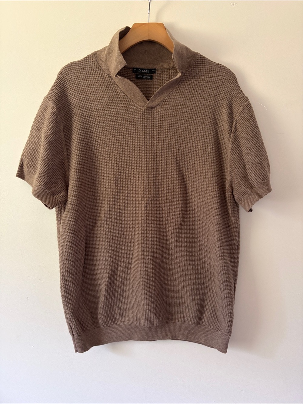 Dunnes 100% Cotton Short-Sleeve Micro Waffle Knit V-Neck Sweater in Taupe Size L